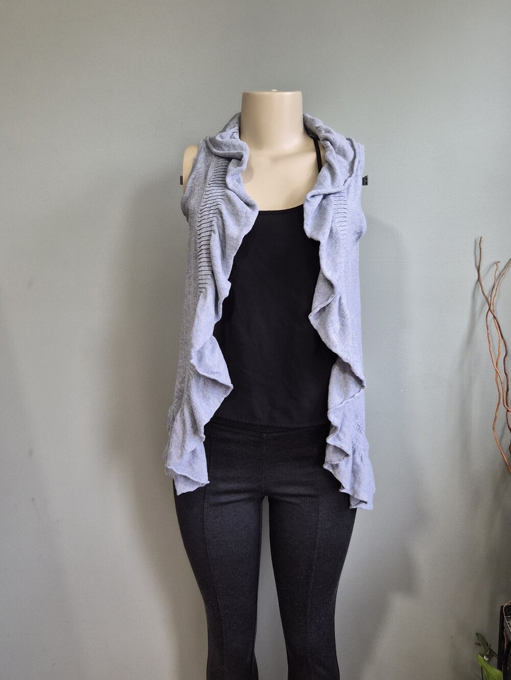 Belldini women's gray sleeves ruffle cardigan (S)